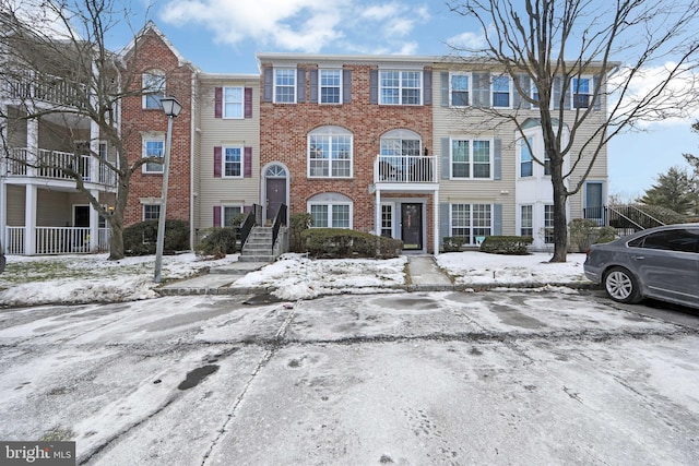 view of townhome / multi-family property