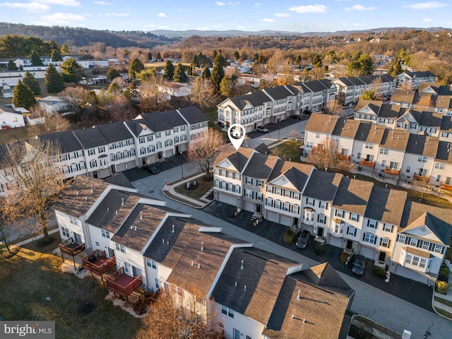 birds eye view of property featuring a residential view