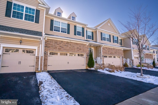 18 Larkspur Ln, Monroe Township NJ, 08831, 3 bedrooms, 2.5 baths townhouse for sale