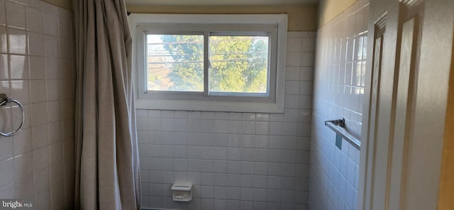 room details featuring walk in shower