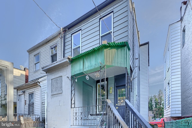 view of townhome / multi-family property