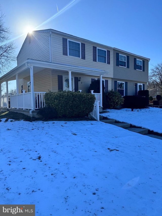 view of front of home with covered porch