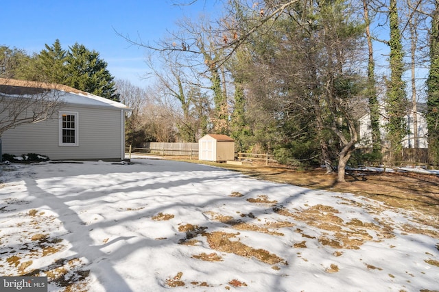 exterior space featuring a storage shed