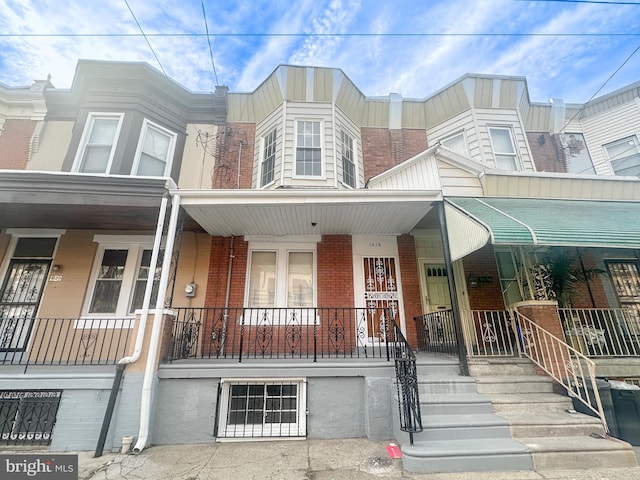 view of townhome / multi-family property