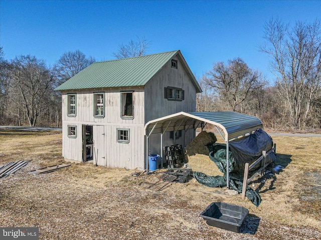 view of outdoor structure featuring a carport