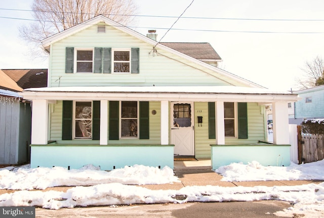 view of front of house featuring covered porch