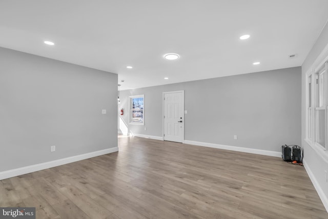 empty room featuring light hardwood / wood-style flooring