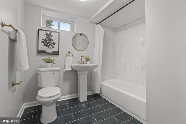 full bathroom featuring tile patterned flooring, sink, shower / bathtub combination with curtain, and toilet