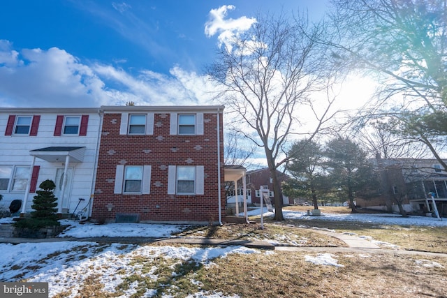 view of front of house