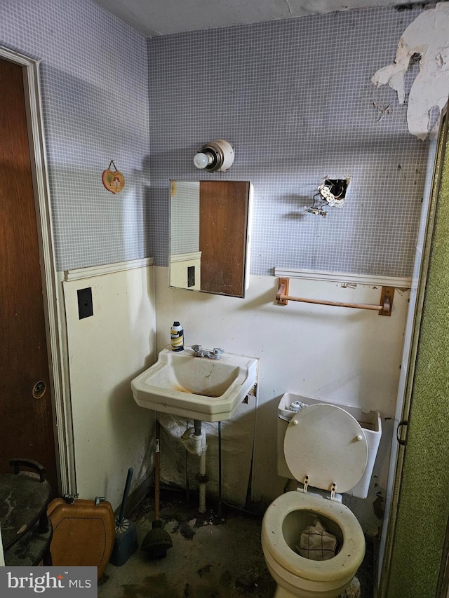 bathroom with toilet