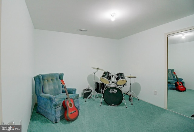 recreation room featuring carpet floors