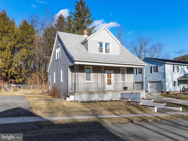 view of front of property featuring covered porch