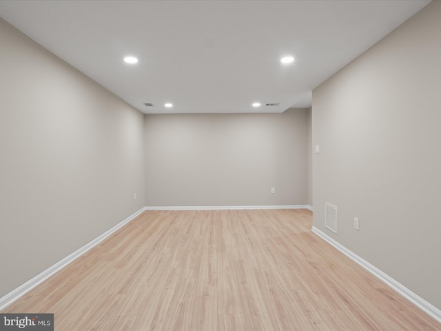 empty room featuring light hardwood / wood-style floors