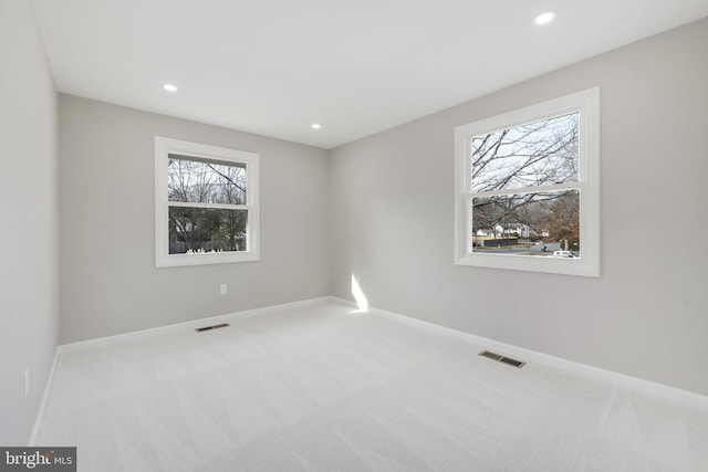 view of carpeted spare room