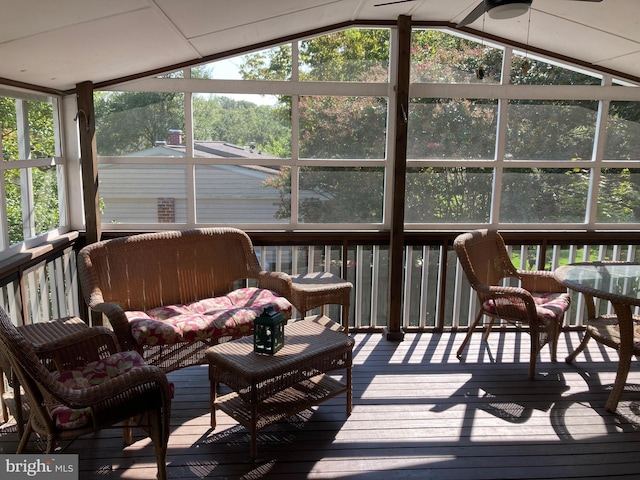 sunroom with vaulted ceiling