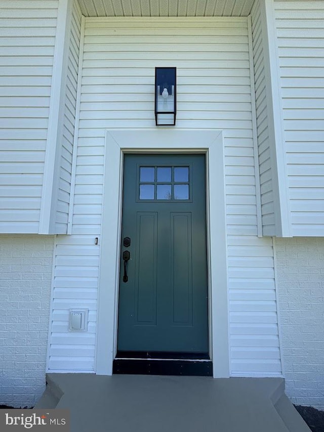 view of entrance to property