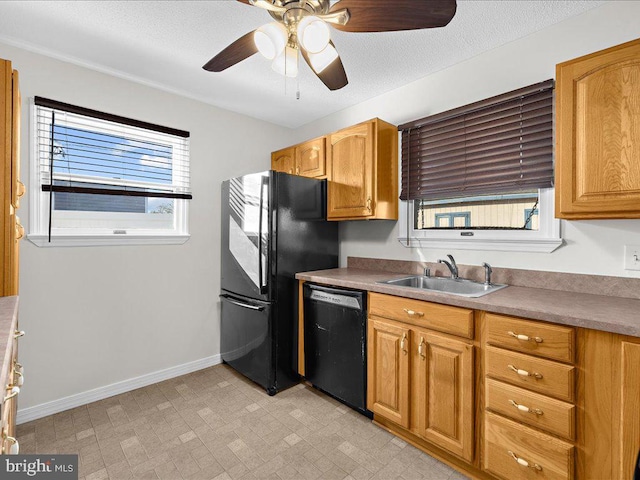 kitchen with ceiling fan, sink, a textured ceiling, and black appliances