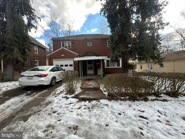 view of front of house featuring a garage