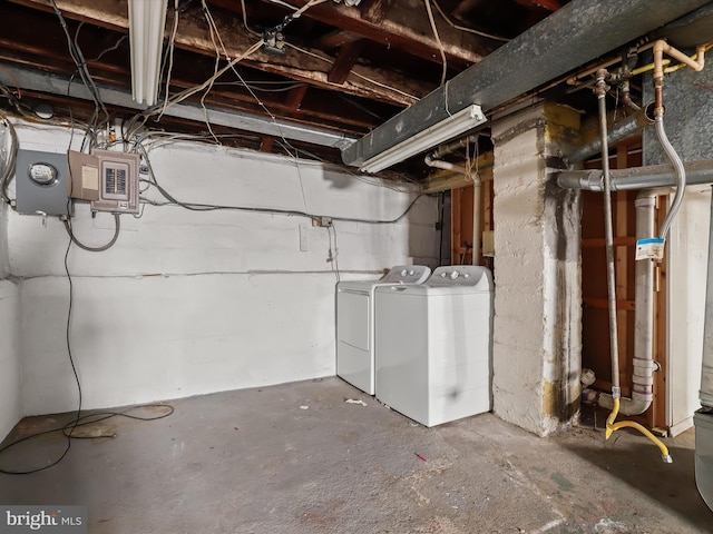 basement featuring separate washer and dryer