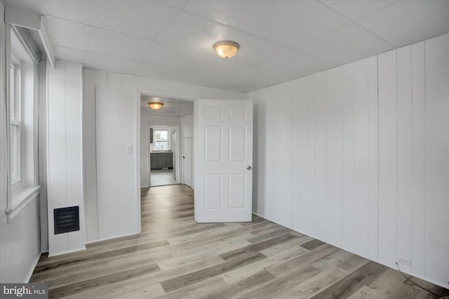 empty room featuring light hardwood / wood-style floors