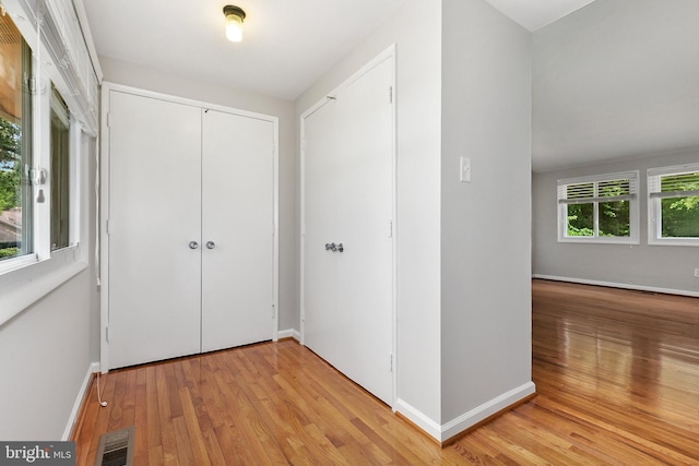 11501 Piney Lodge Rd, North Potomac, MD 20878 - hall featuring light wood-style flooring and baseboards