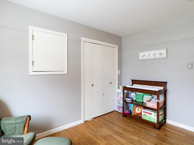 living area featuring hardwood / wood-style flooring