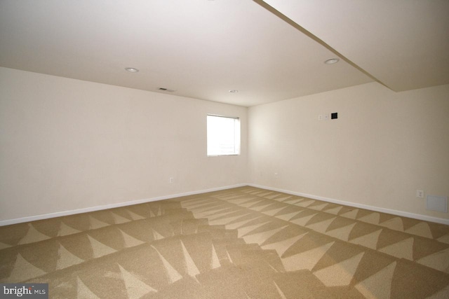 view of carpeted spare room