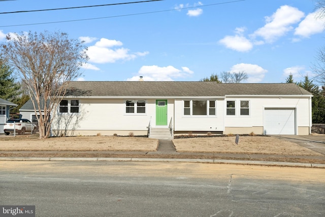 view of front facade featuring a garage