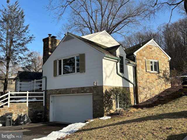 view of front of house featuring a garage