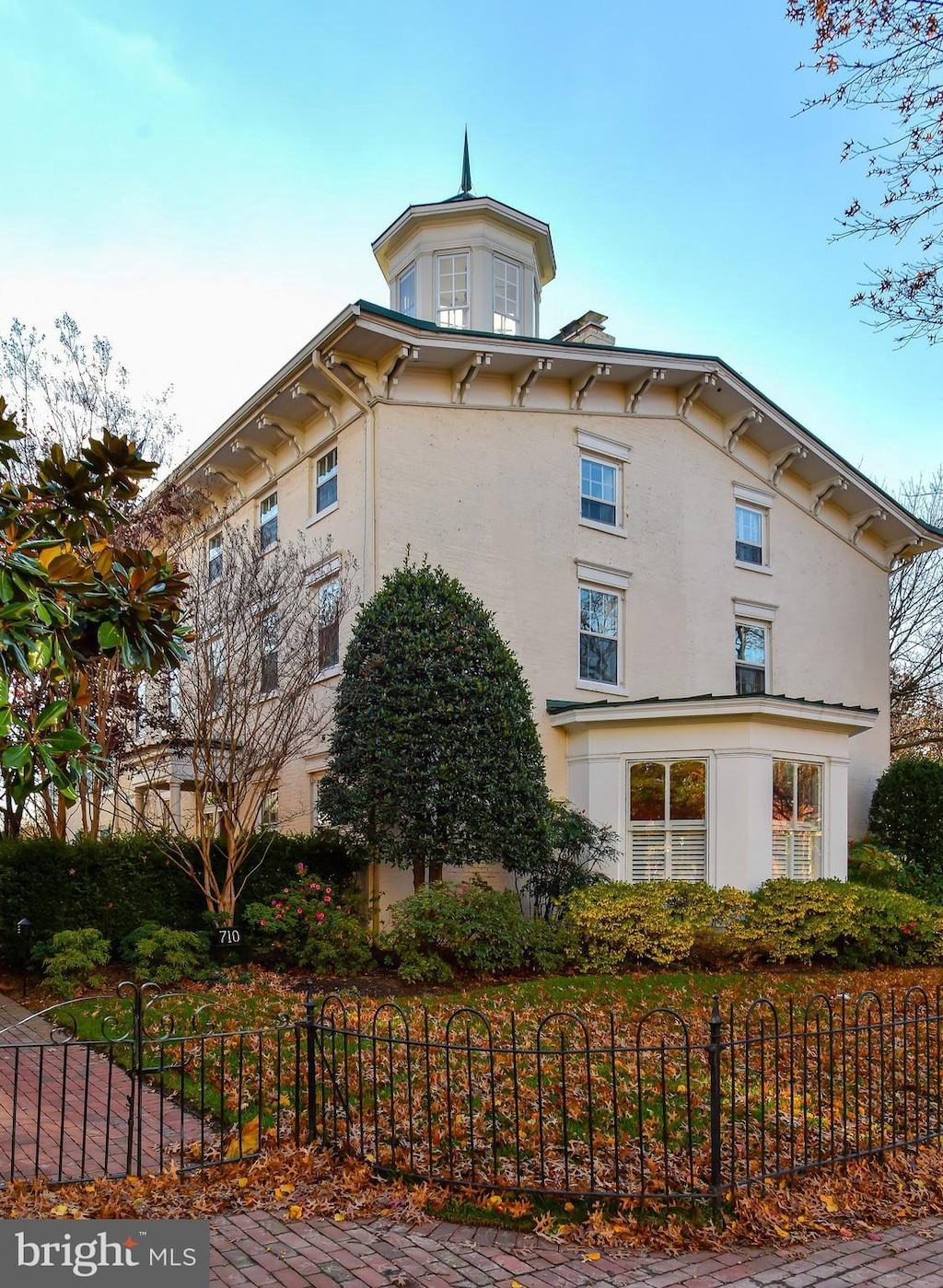 view of property exterior