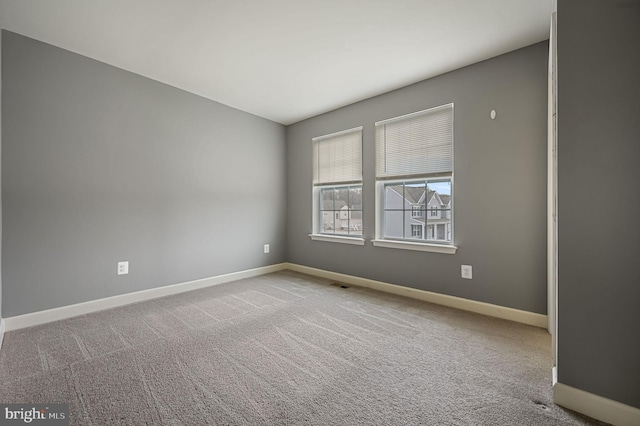 view of carpeted spare room