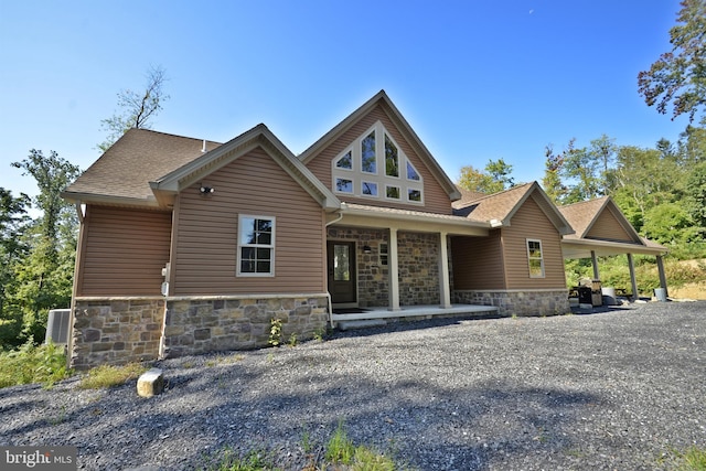 craftsman-style house with a porch