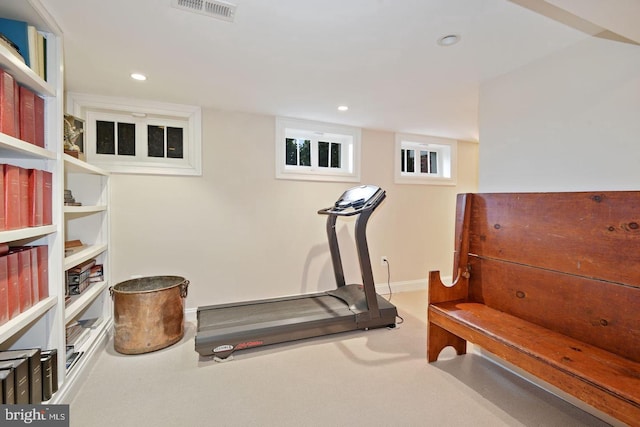 workout area with recessed lighting, visible vents, baseboards, and carpet flooring