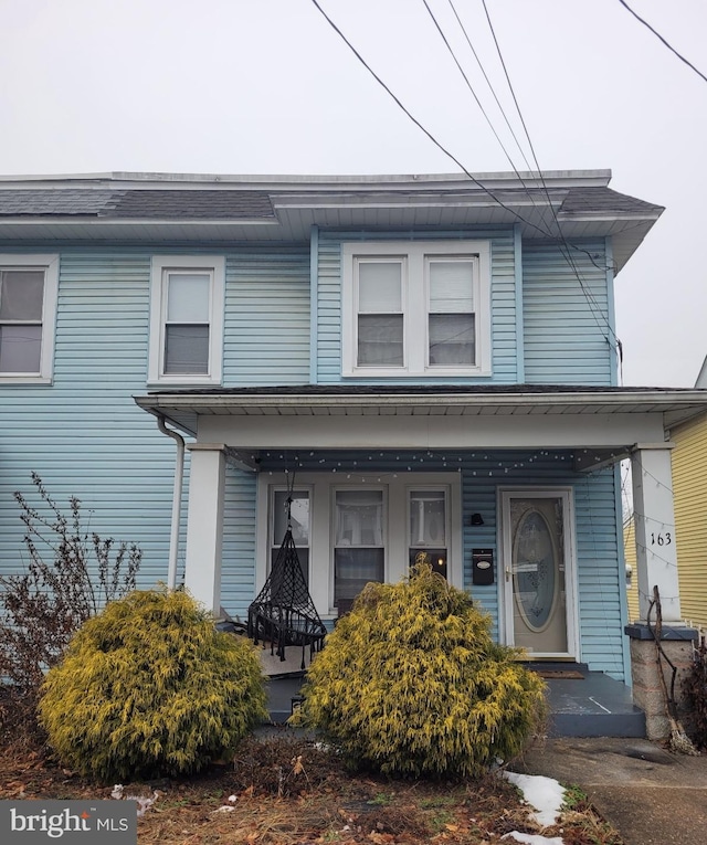 view of front facade featuring a porch