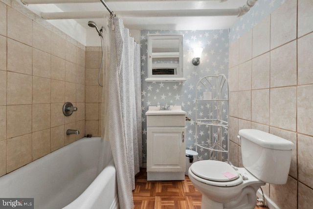 full bathroom with shower / tub combo with curtain, sink, parquet flooring, and toilet