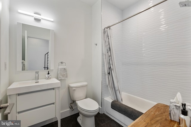 full bathroom with vanity, toilet, and shower / bath combo