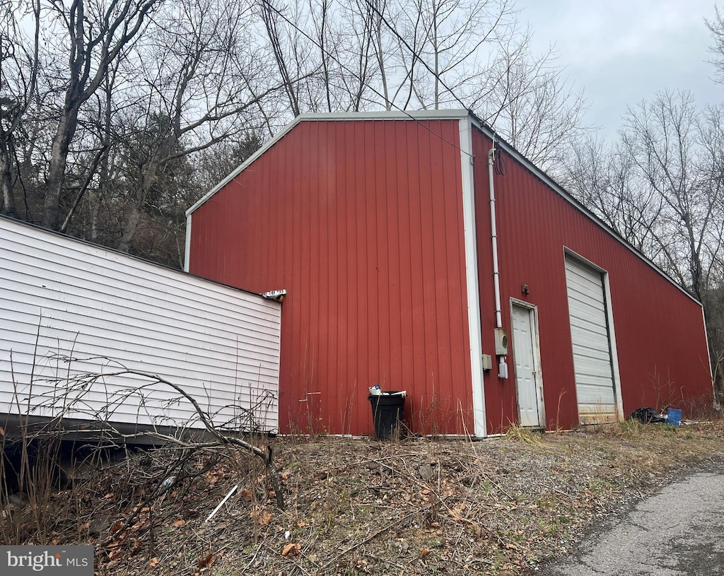 view of outdoor structure featuring a garage