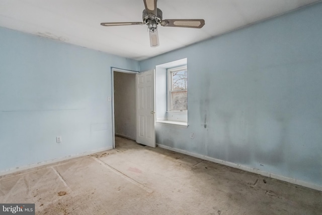 unfurnished bedroom with ceiling fan