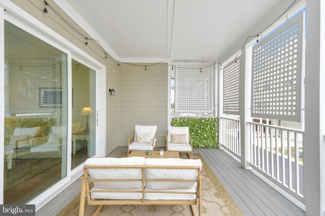 view of sunroom / solarium