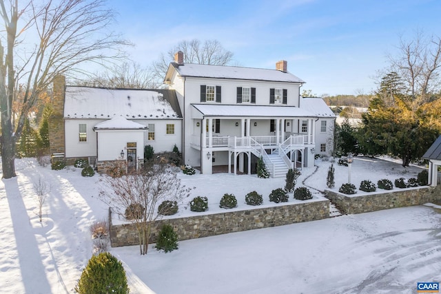 view of front of home featuring a porch