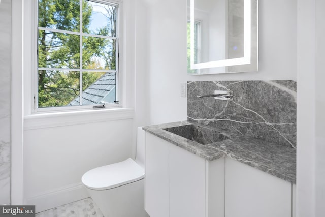 87 Library Pl, Princeton, NJ 08540 - bathroom with toilet and vanity