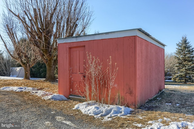 view of outdoor structure