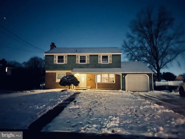 view of front property featuring a garage