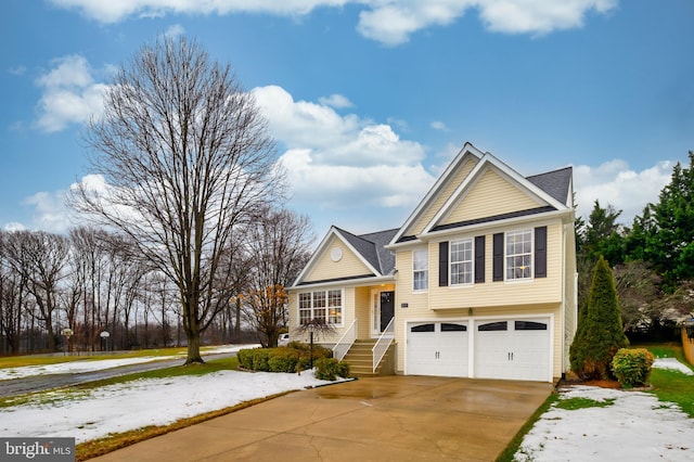 view of front facade with a garage