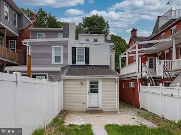 519 Locust St, Columbia, PA 17512 - view of back of house