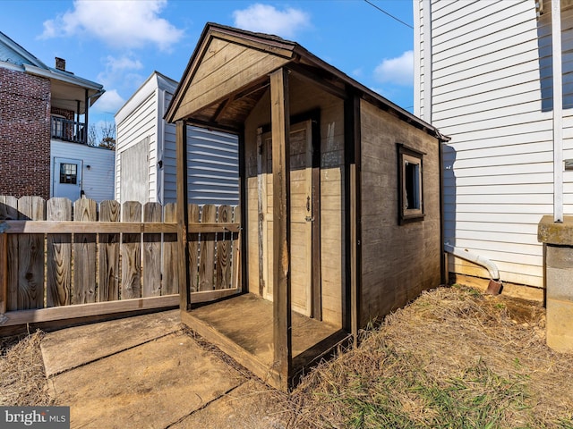 view of outbuilding