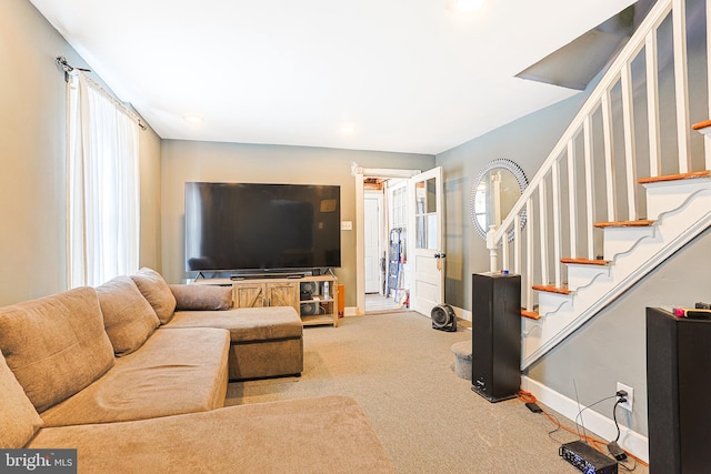 813 Greenhill Rd, Sharon Hill, PA 19079 - view of carpeted living room