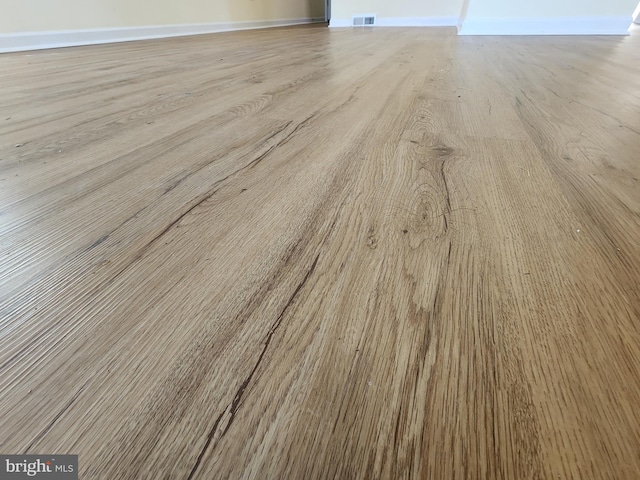 room details featuring hardwood / wood-style floors