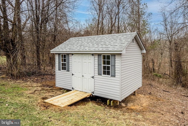 view of outbuilding