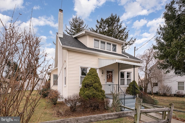 view of front of property